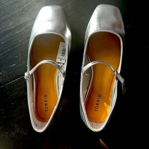 Size 11 silver Mary Jane ballet flats